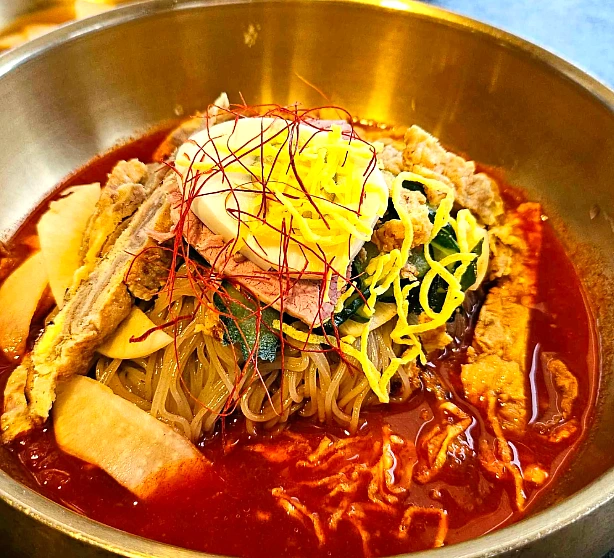 진주시 하연옥 본점 대표
