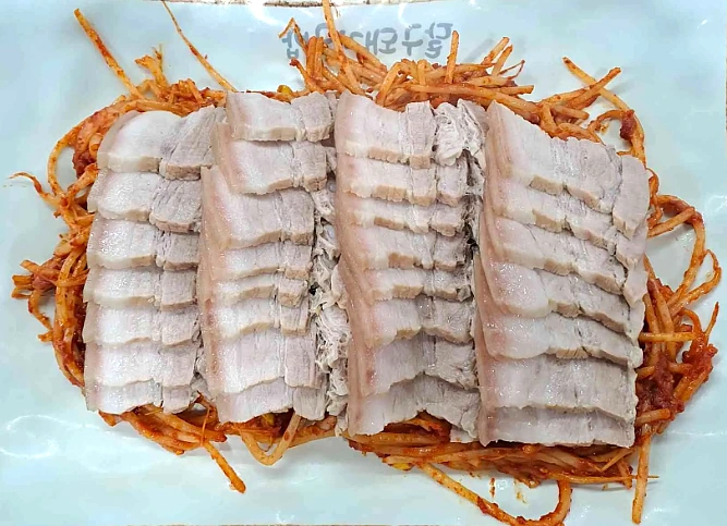 밀양시 달구돼지국밥 대표
