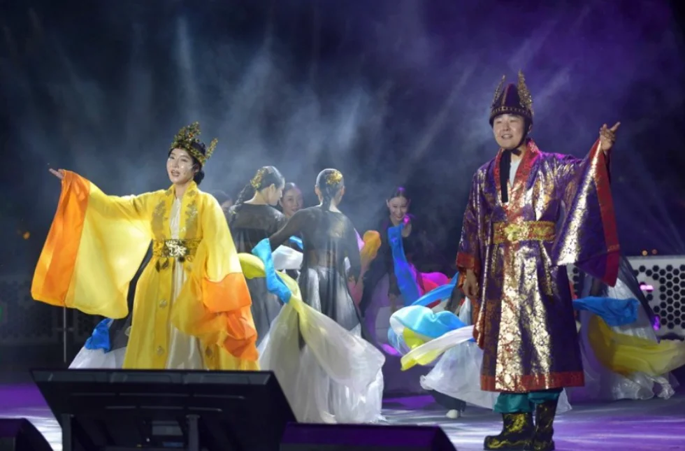 부여서동연꽃축제의 화려한 개막식 행사
